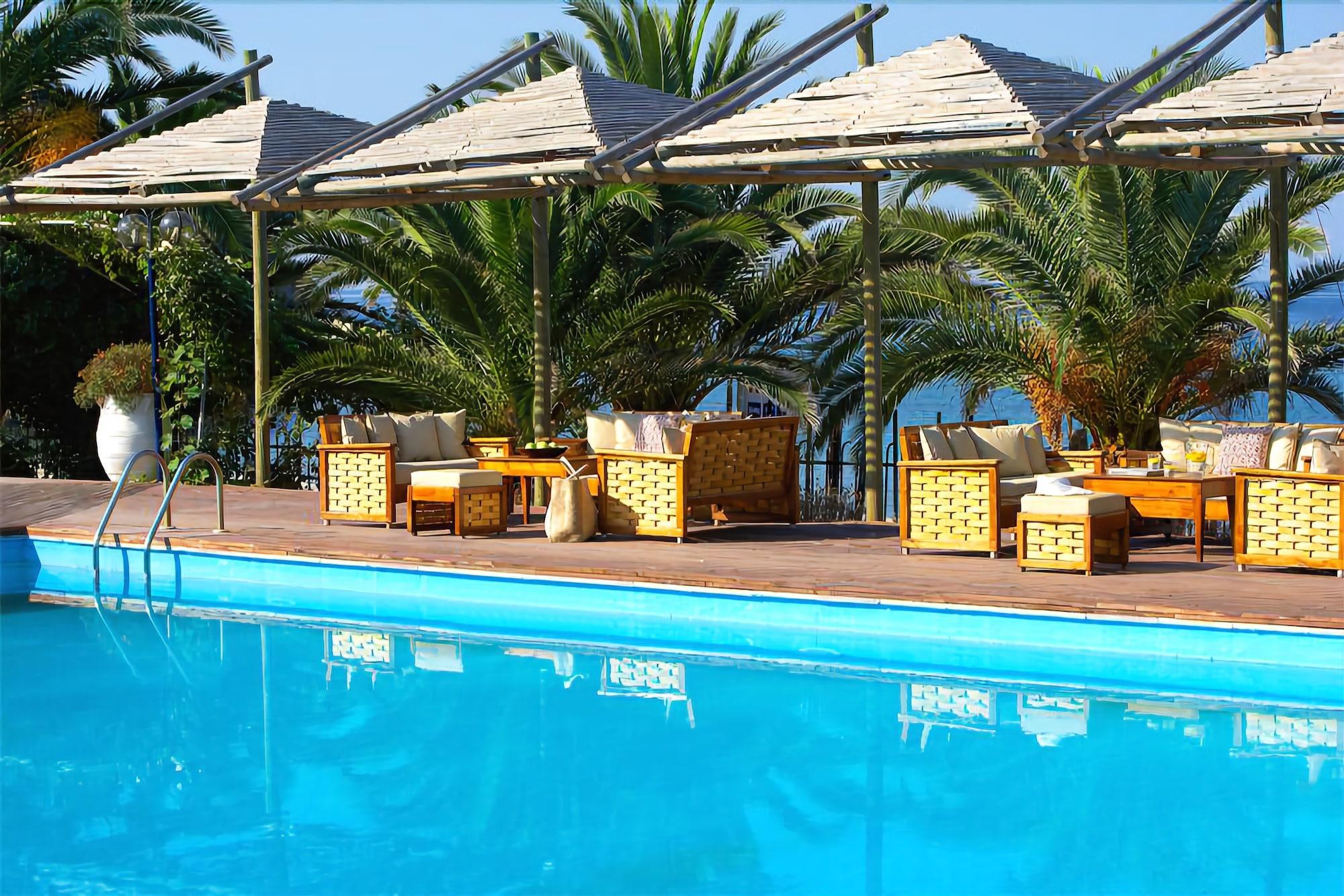 Kamari Beach Hotel Potos Exterior photo