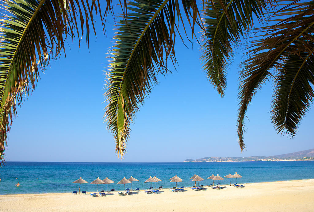 Kamari Beach Hotel Potos Exterior photo